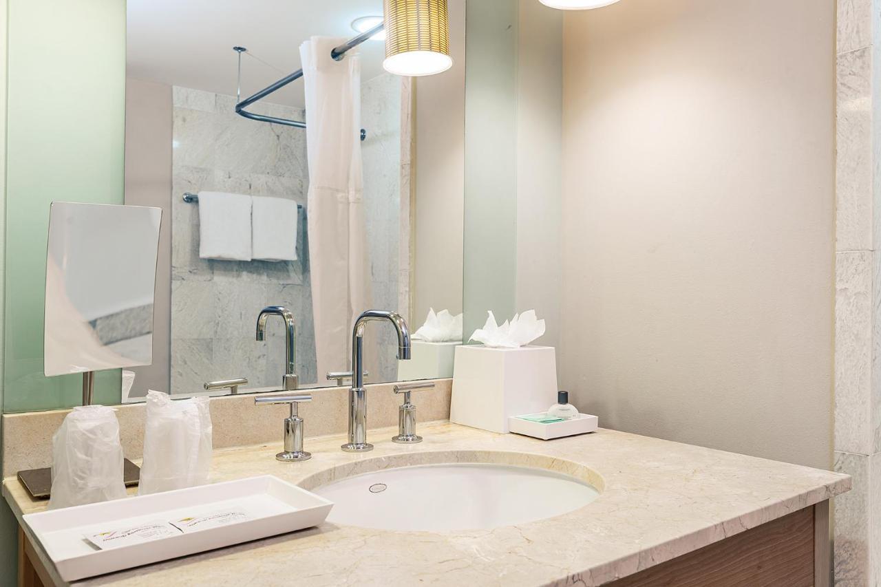 Sunny Isles 1Bdr Sea View And Pool Lägenhet Miami Beach Exteriör bild